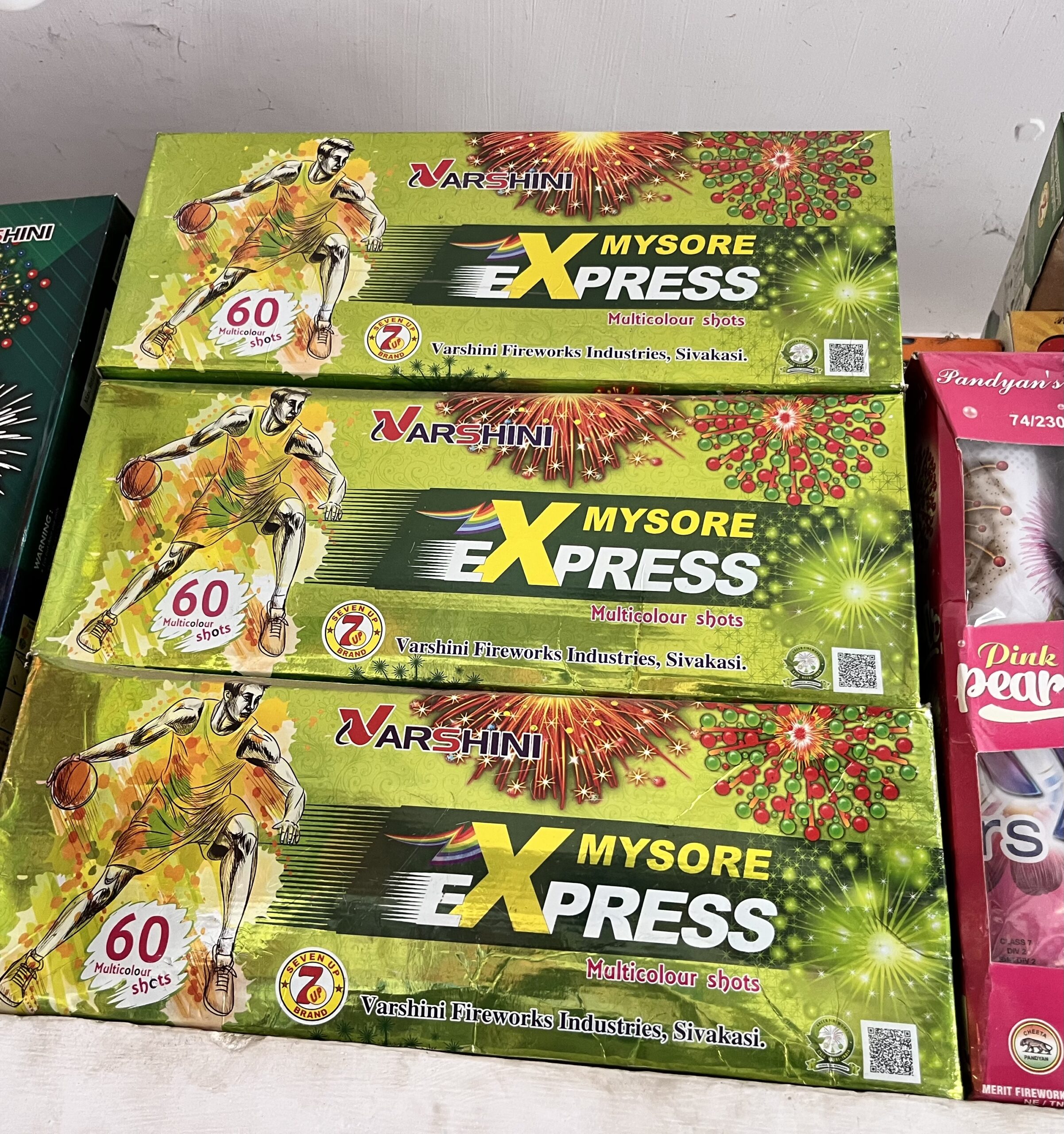 60 short multi colour - Image 1